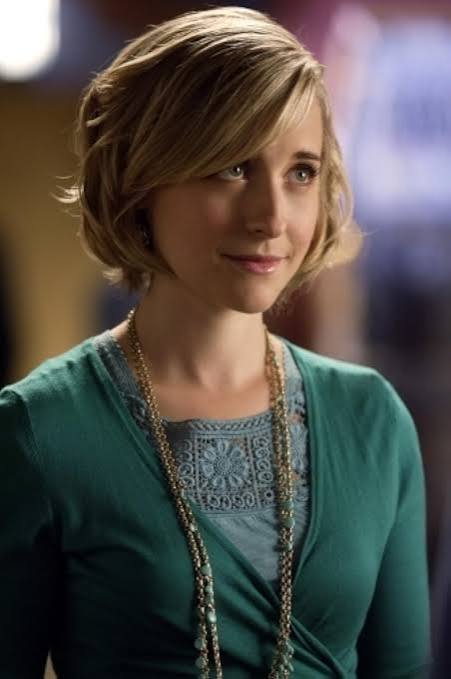 Allison Mack Wikipedia