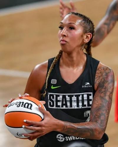 Mercedes Russell Wikipedia
